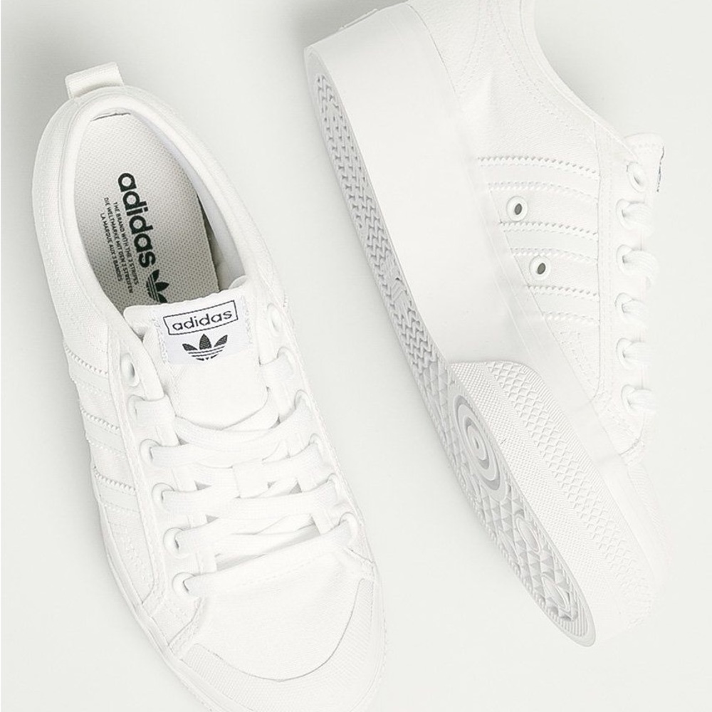NWT Adidas Nizza Flatform Sneakers
